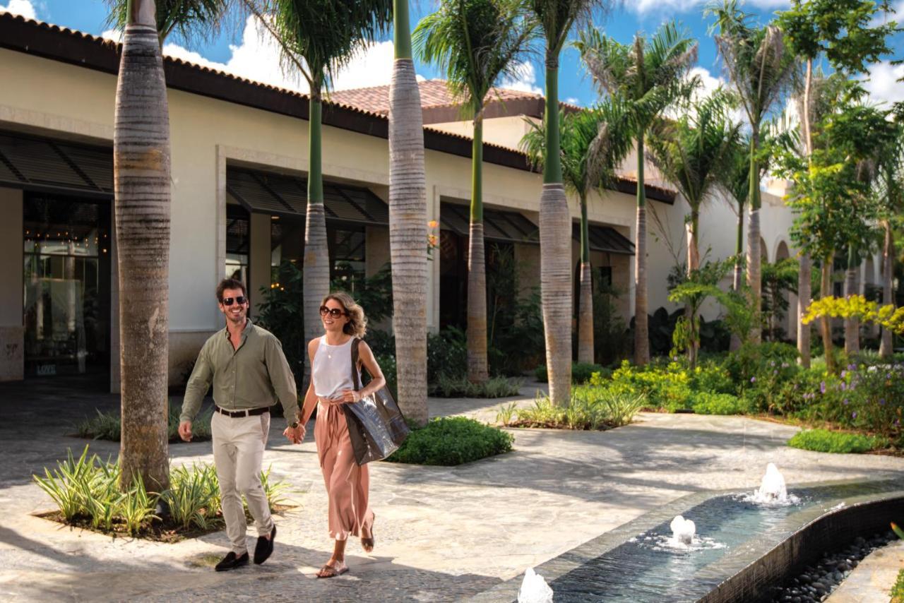 Unique Club At Lopesan Costa Bavaro Resort