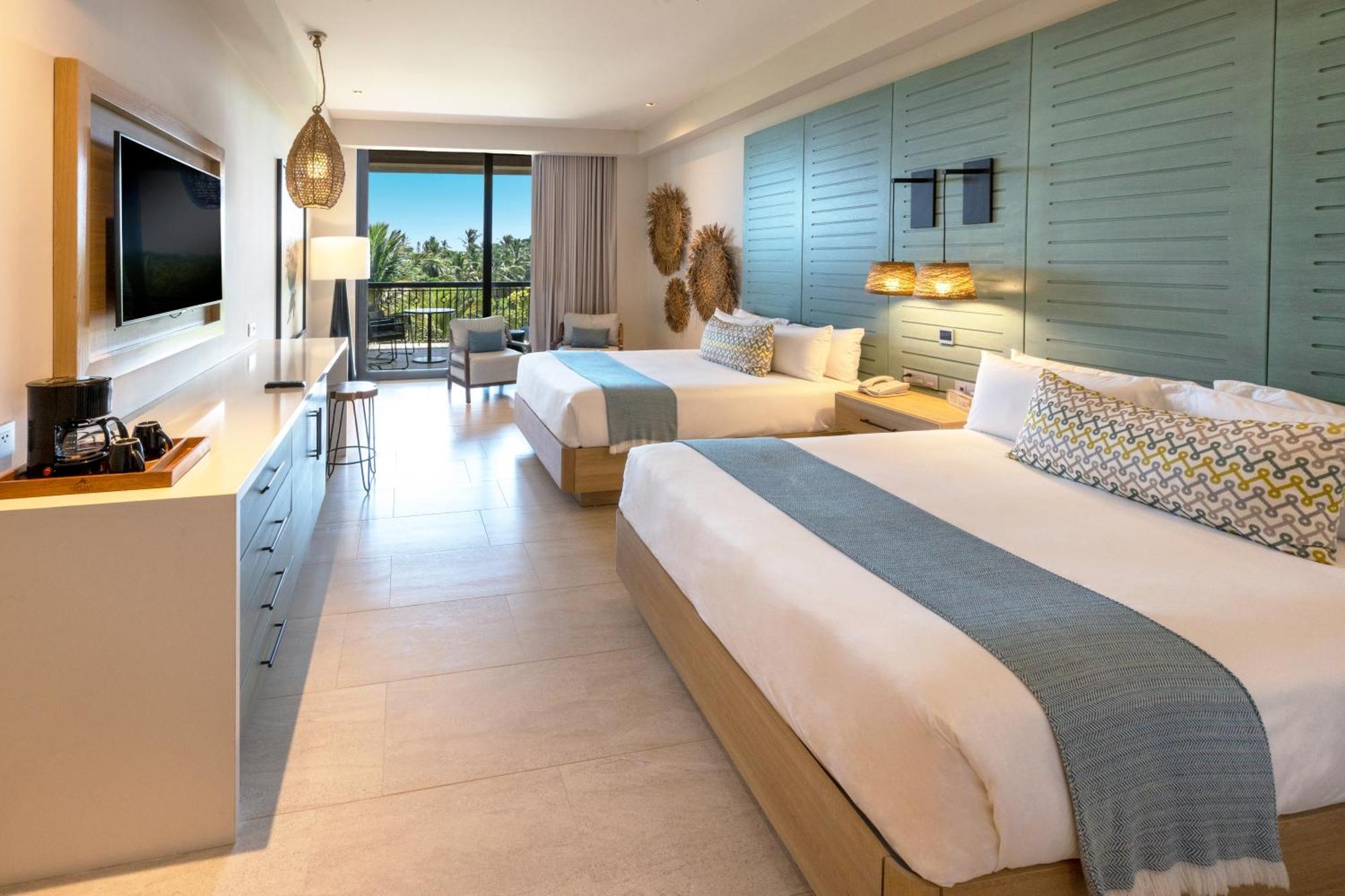 Resort Unique Club At Lopesan Costa Bavaro 5*